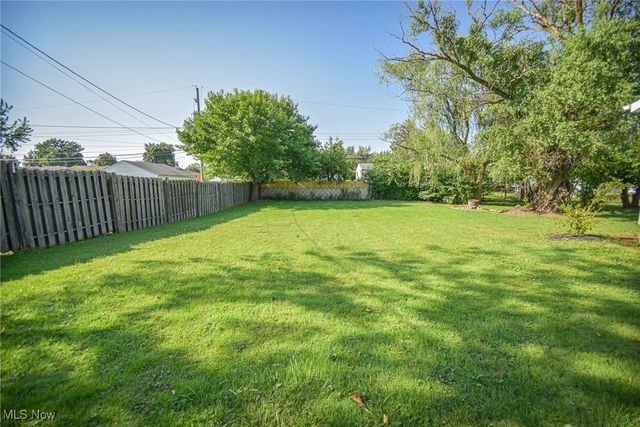 15446 Sheldon Road, Brook Park, OH 44142