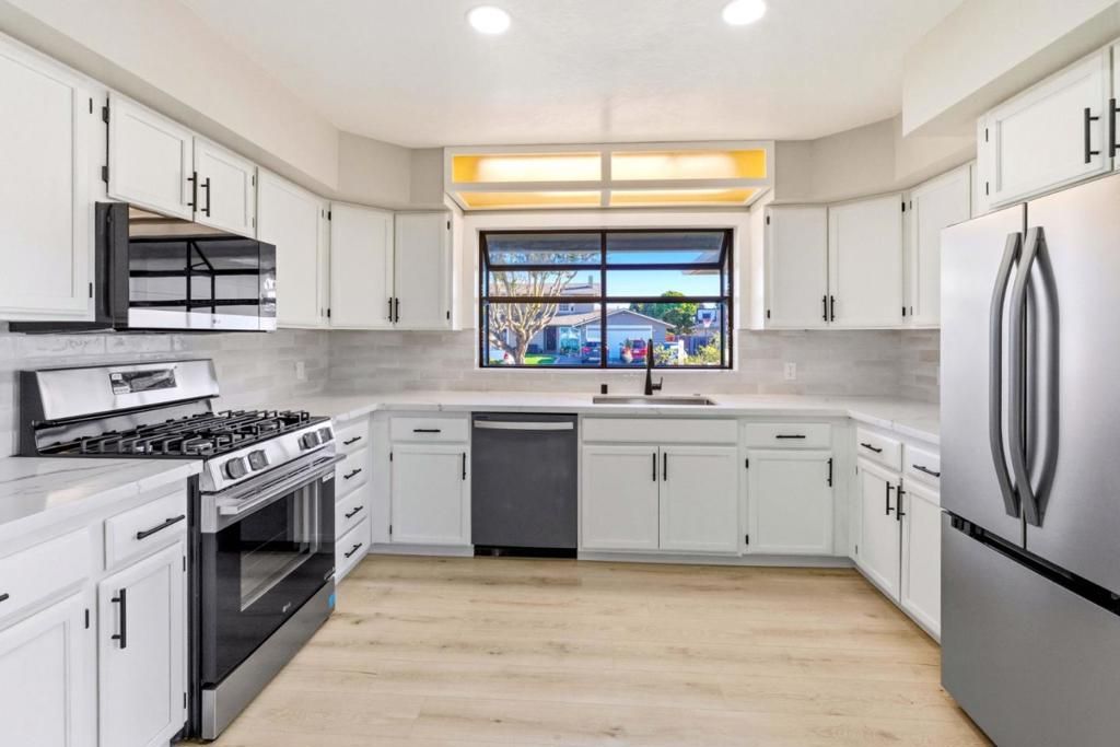 Image 10 of property listing at 788 Bedford Drive, Salinas, CA 93901