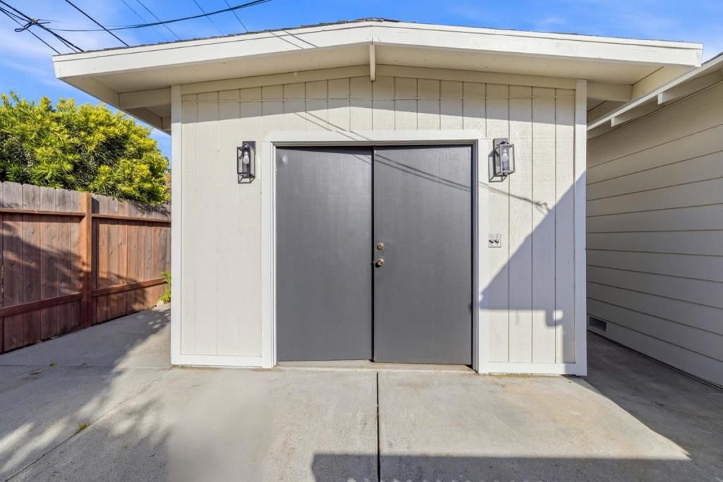 Image 26 of property listing at 788 Bedford Drive, Salinas, CA 93901