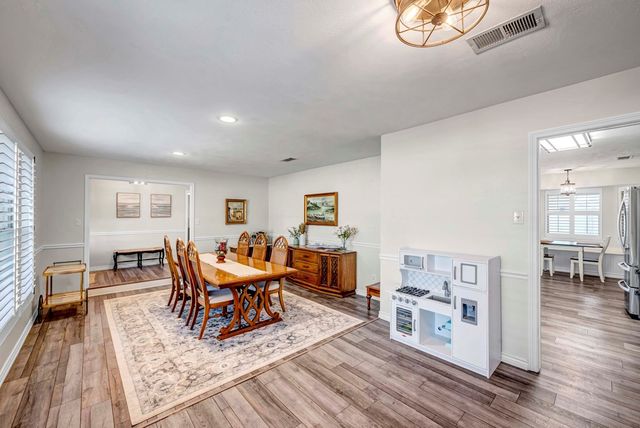 2411 Auburn Place, Midland, TX 79705