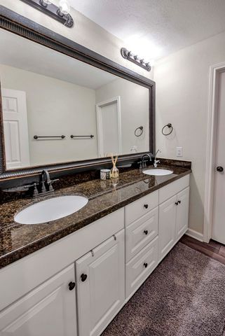 2411 Auburn Place, Midland, TX 79705