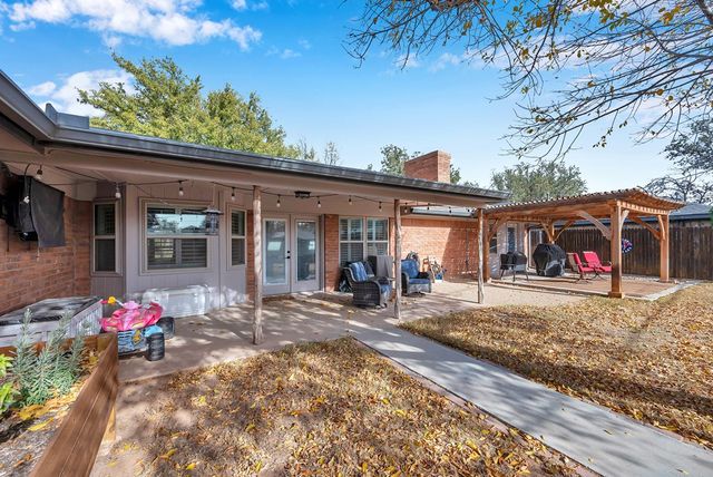 2411 Auburn Place, Midland, TX 79705