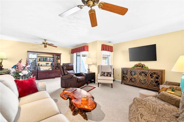 6261 Overlook Lane, Rostraver, PA 15012