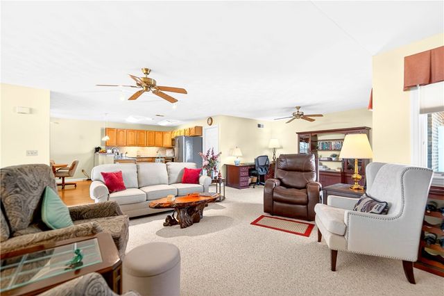 6261 Overlook Lane, Rostraver, PA 15012