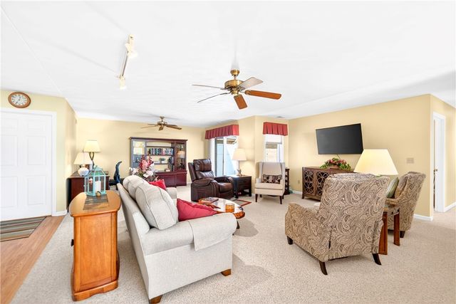 6261 Overlook Lane, Rostraver, PA 15012