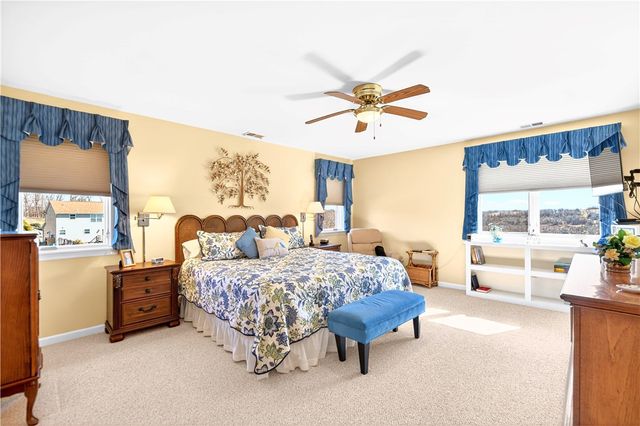 6261 Overlook Lane, Rostraver, PA 15012