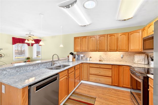 6261 Overlook Lane, Rostraver, PA 15012