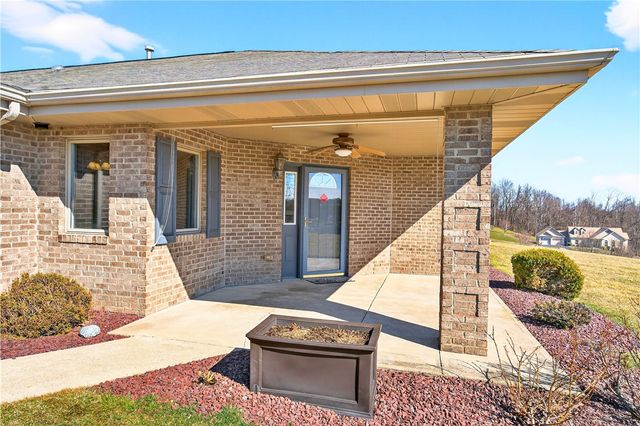 6261 Overlook Lane, Rostraver, PA 15012