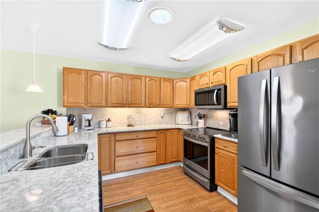 6261 Overlook Lane, Rostraver, PA 15012