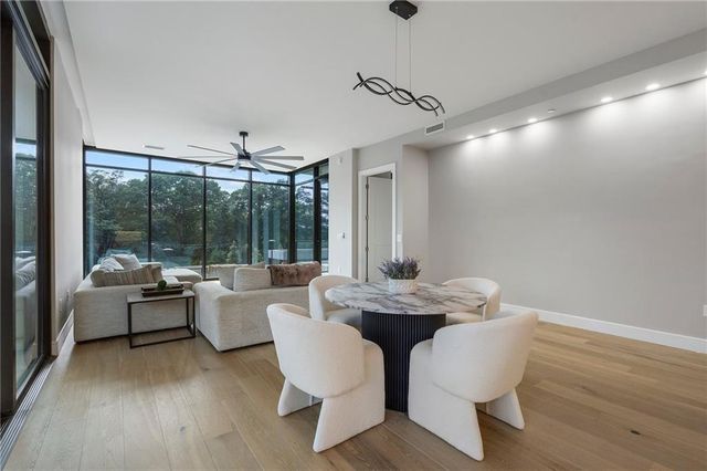 2520 Peachtree NW Road 403, Atlanta, GA 30305