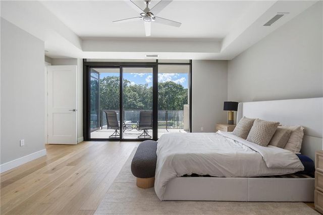 2520 Peachtree NW Road 403, Atlanta, GA 30305