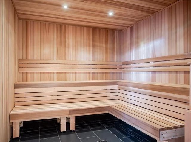 2520 Peachtree NW Road 403, Atlanta, GA 30305