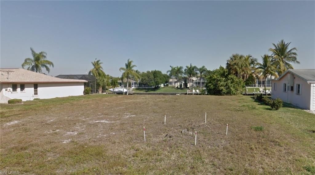 2635 SE 19th AVE, CAPE CORAL, FL 33904 — photo 3