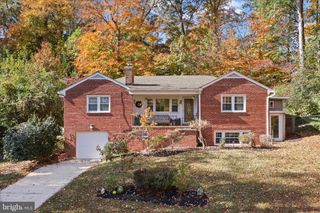 5124 CHOWAN AVE, Alexandria, VA 22312