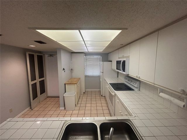 2320 TERRA CEIA BAY BOULEVARD 109, Palmetto, FL 34221