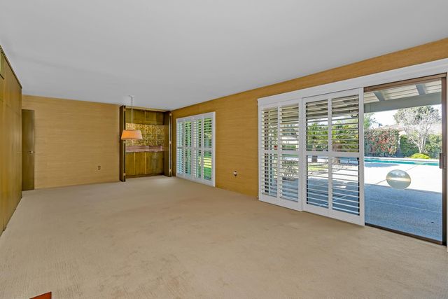 157 N Park Drive, Madera, CA 93637