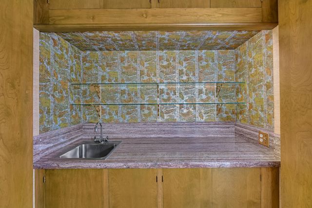 157 N Park Drive, Madera, CA 93637