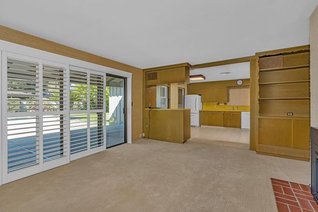 157 N Park Drive, Madera, CA 93637