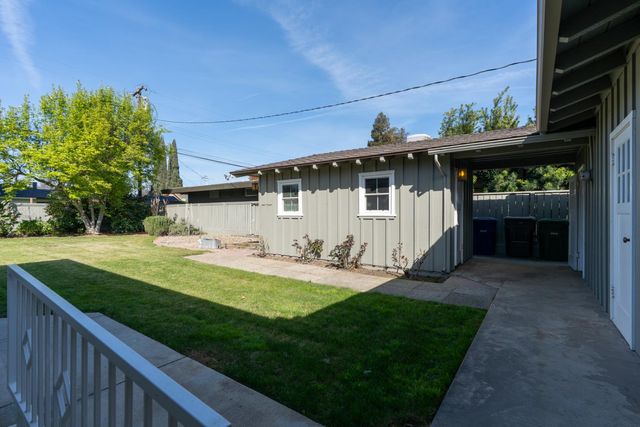 157 N Park Drive, Madera, CA 93637