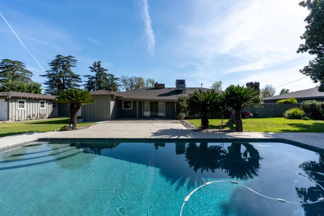 157 N Park Drive, Madera, CA 93637