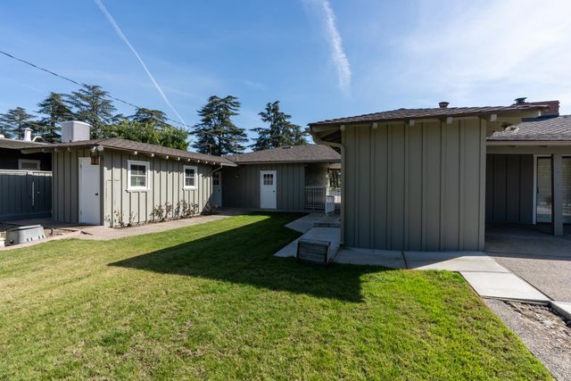 157 N Park Drive, Madera, CA 93637