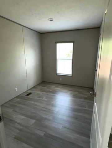 18 Daffodil Court, Defuniak Springs, FL 32433