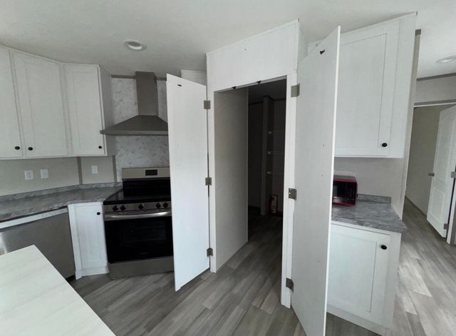 18 Daffodil Court, Defuniak Springs, FL 32433