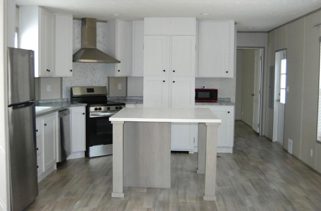 18 Daffodil Court, Defuniak Springs, FL 32433