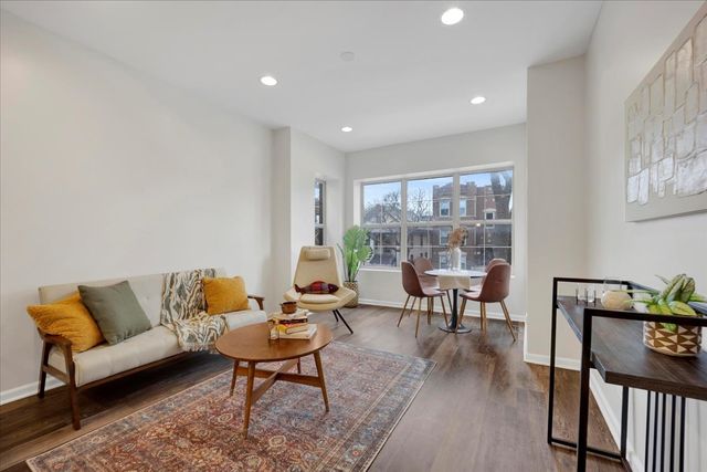 4055 N Central Park Avenue 1, Chicago, IL 60618