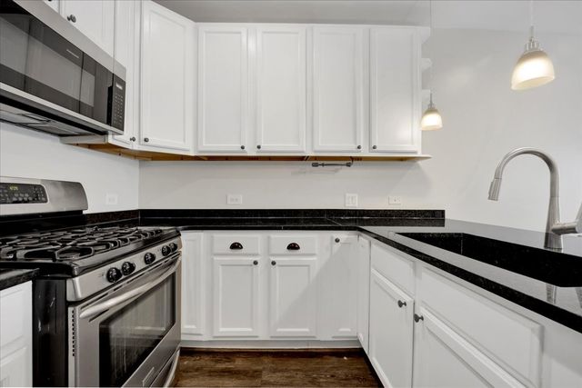 4055 N Central Park Avenue 1, Chicago, IL 60618