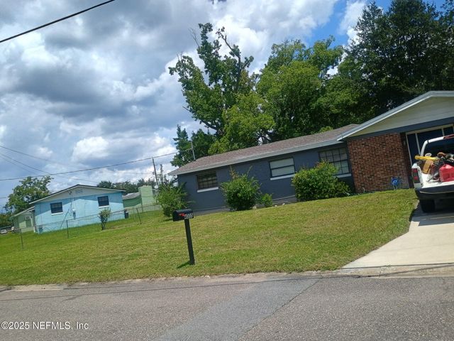 4305 BESSIE Circle W, Jacksonville, FL 32209