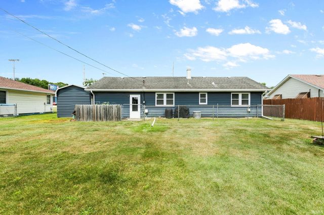 1809 E McKinley Avenue, Mishawaka, IN 46545
