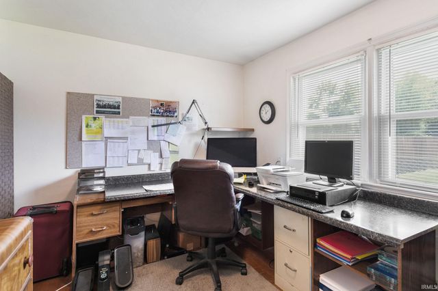 1809 E McKinley Avenue, Mishawaka, IN 46545