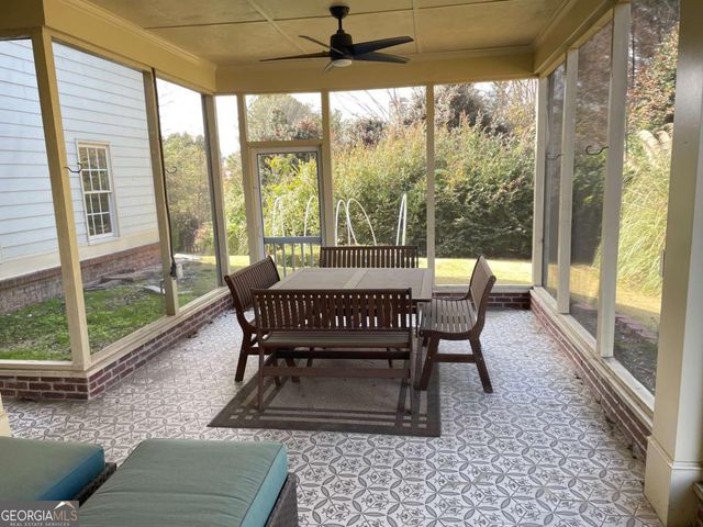 3825 Bay Grove Way, Loganville, GA 30052