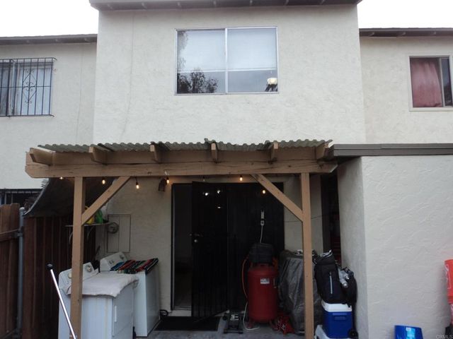 2083 Berry St, Lemon Grove, CA 91945