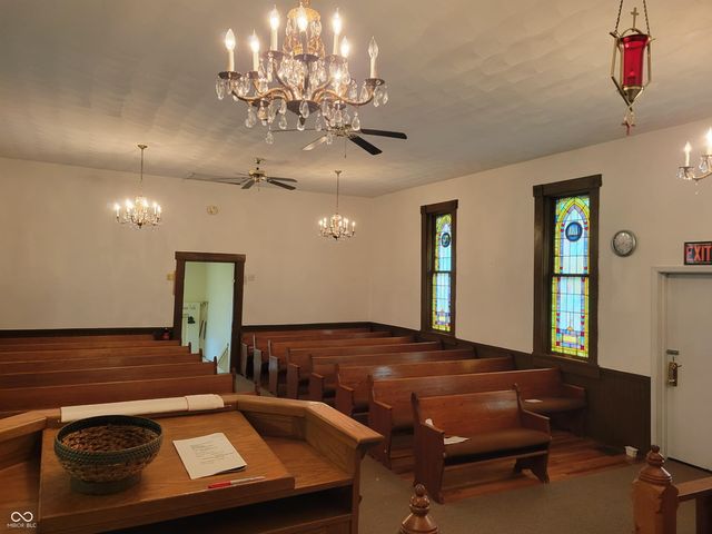 10530 W Georgetown Road, Columbus, IN 47201