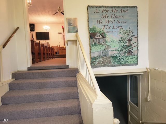 10530 W Georgetown Road, Columbus, IN 47201