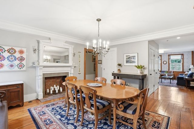 57 North St 1, Hingham, MA 02043