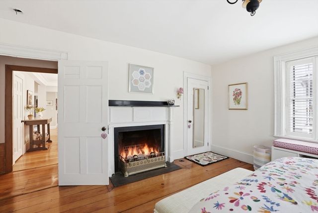 57 North St 1, Hingham, MA 02043