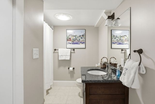 57 North St 1, Hingham, MA 02043