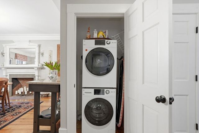 57 North St 1, Hingham, MA 02043