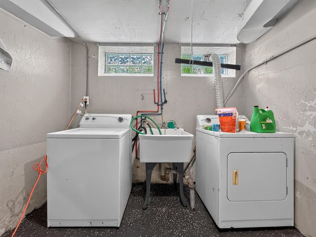 16814 Edinborough Road, Detroit City, MI 48219