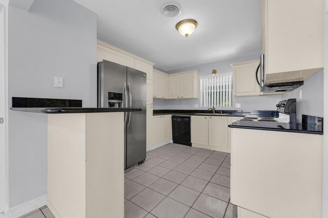 3811 Garfield Street, Hollywood, FL 33021