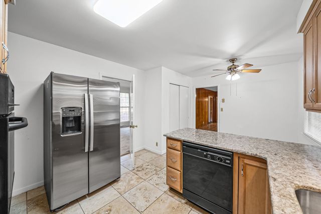 2293 Dogwood Ln, Clarksville, TN 37043