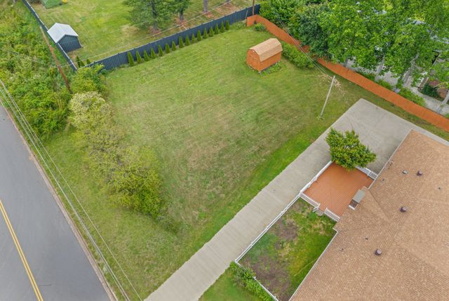 2293 Dogwood Ln, Clarksville, TN 37043