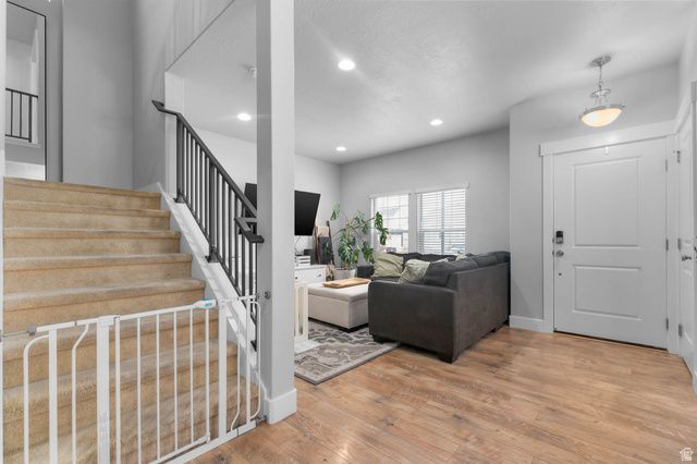 6453 W ARRANMORE DR, South Jordan, UT 84009