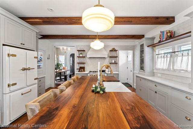 116 S Rogers Street, Northville, MI 48167