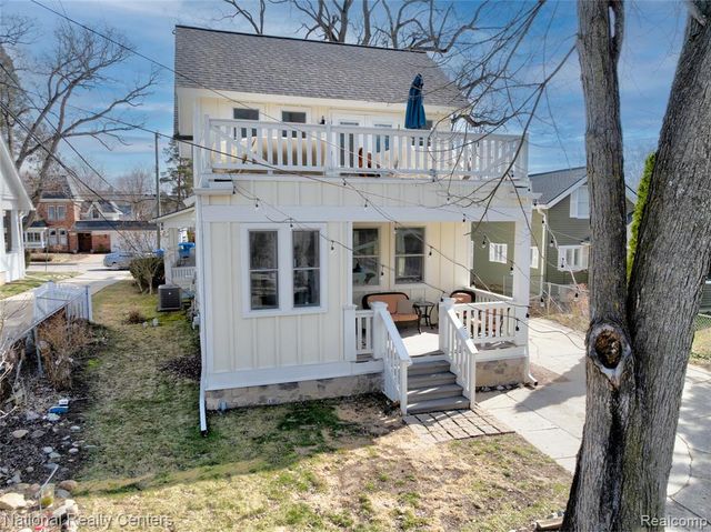 116 S Rogers Street, Northville, MI 48167