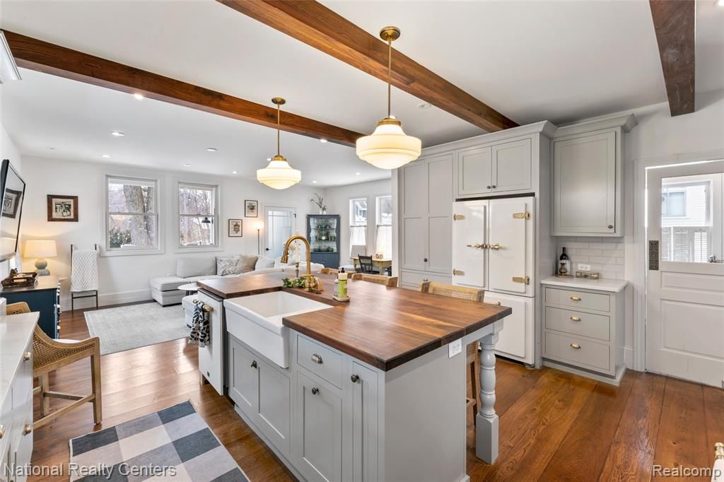 116 S Rogers Street, Northville, MI 48167