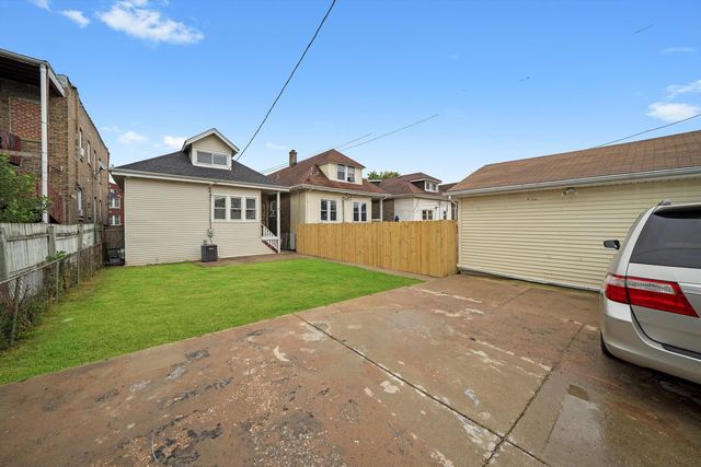 6042 S Talman Avenue, Chicago, IL 60629